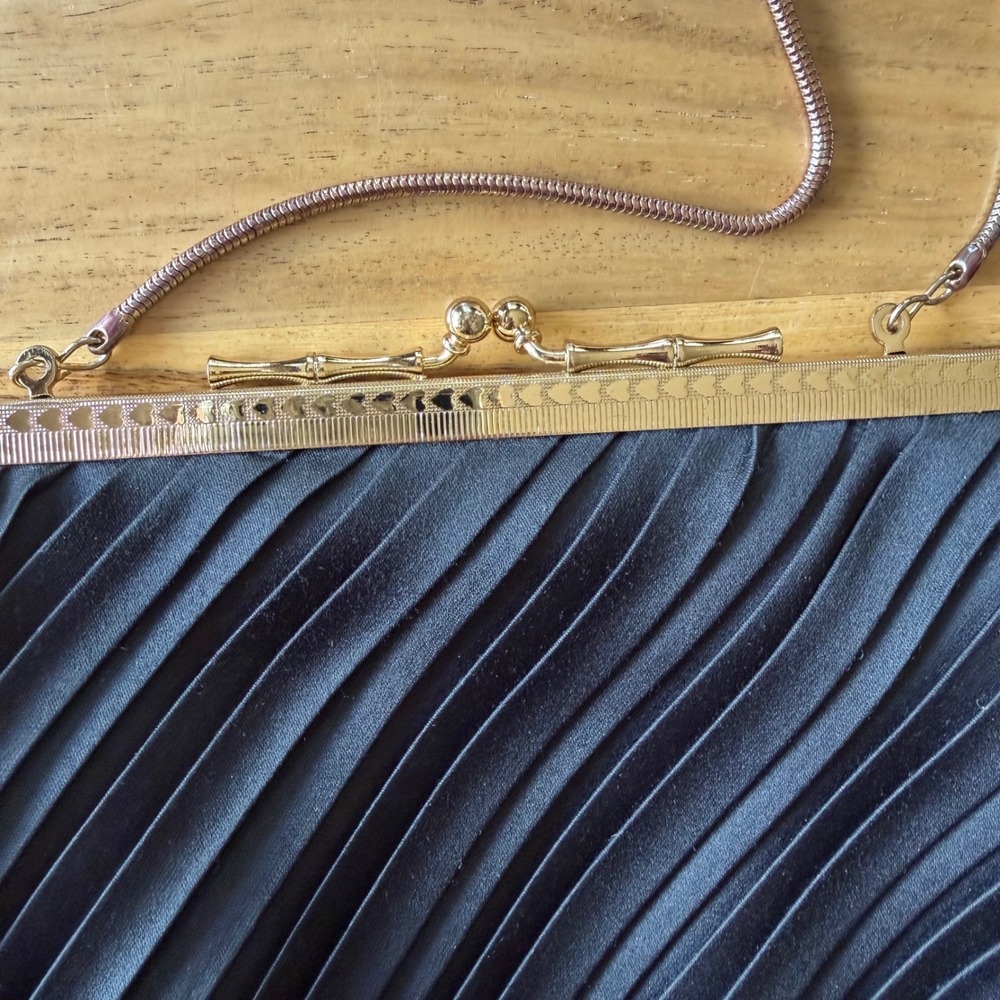 Vintage 50s Du-Val Black Satin Pleated Evening Clutch Bag Gold Frame Hong Kong - Picture 4 of 11
